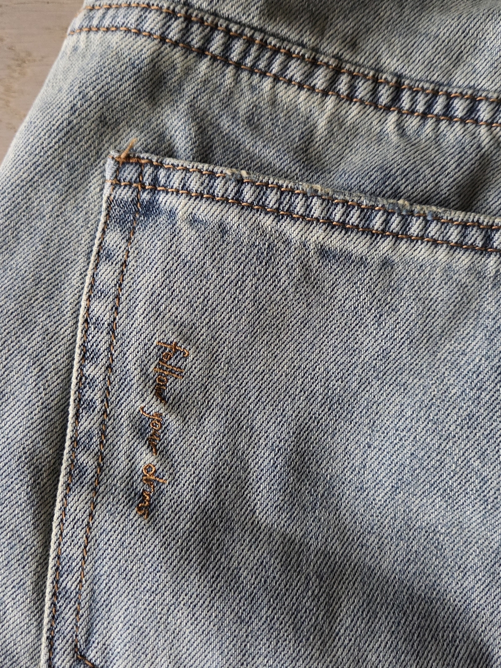 Drmers club baggy jeans in light acid wash - Picture 7 of 7
